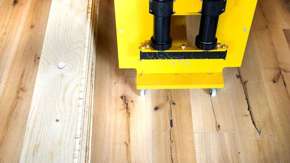 מכונת הדבקה