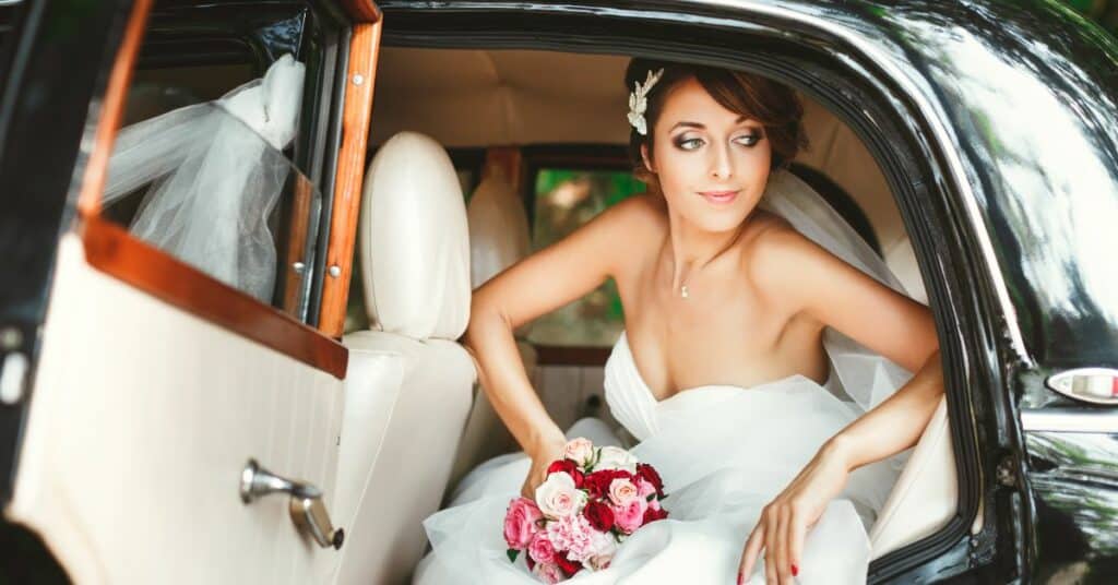 הסיבה ה – 3 בשביל לצאת מהחתונה עם רכב יוקרתי